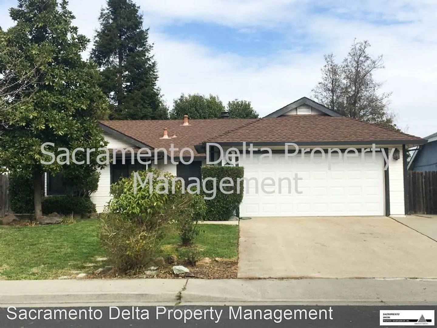 2791 Betty Way photo 1