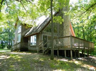 10 Crow Ln, Irving, IL 62051