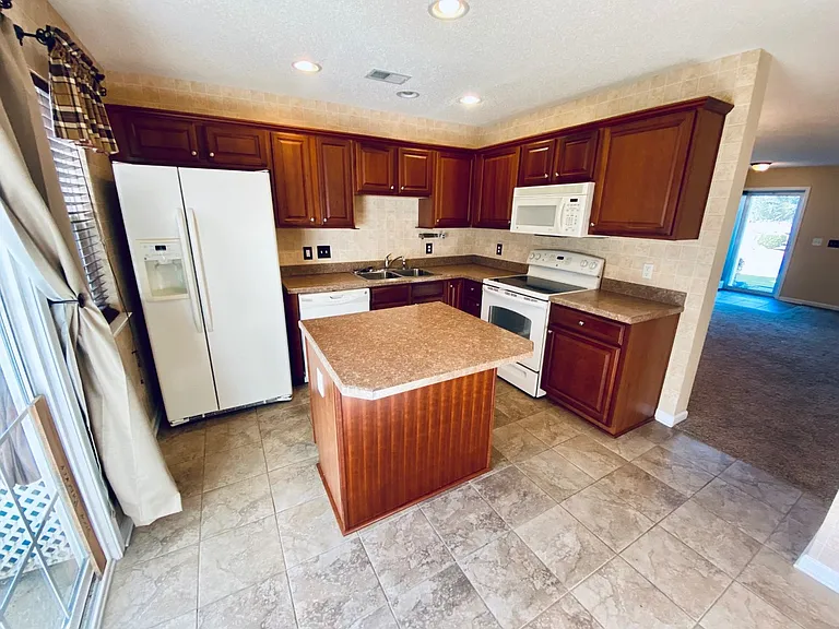 Kitchen_10052021