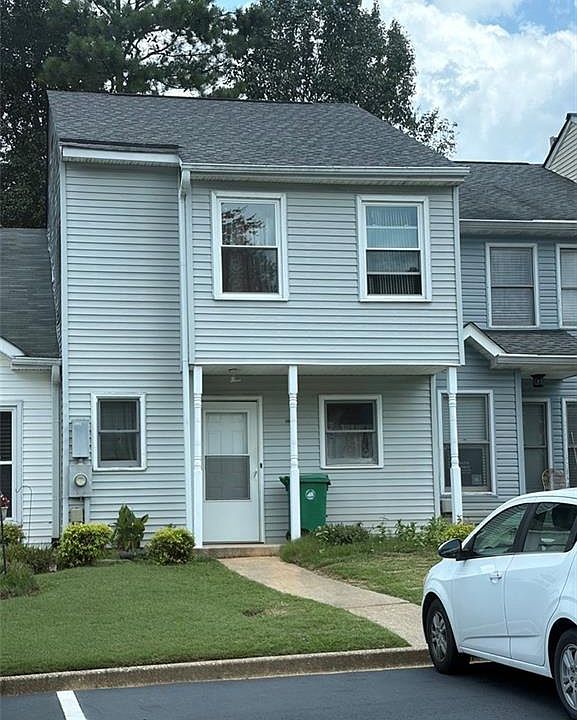 1st image of 2268 Wellington Cir