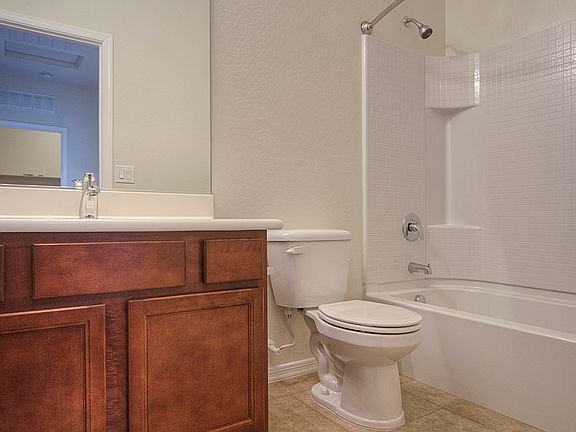 LGI Homes - Sierra Ranch