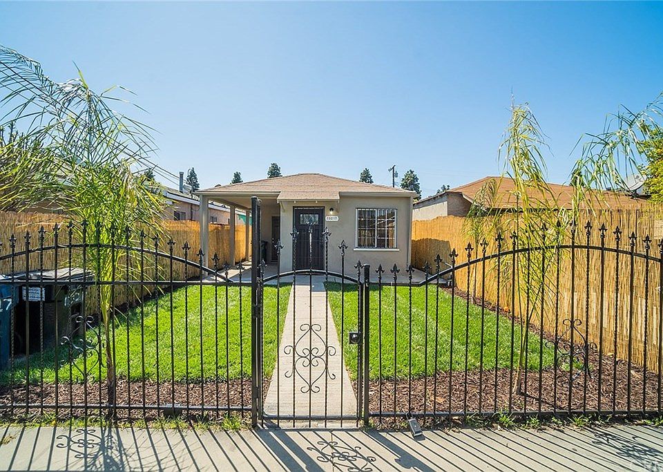 2nd image of 13217 S Largo Ave