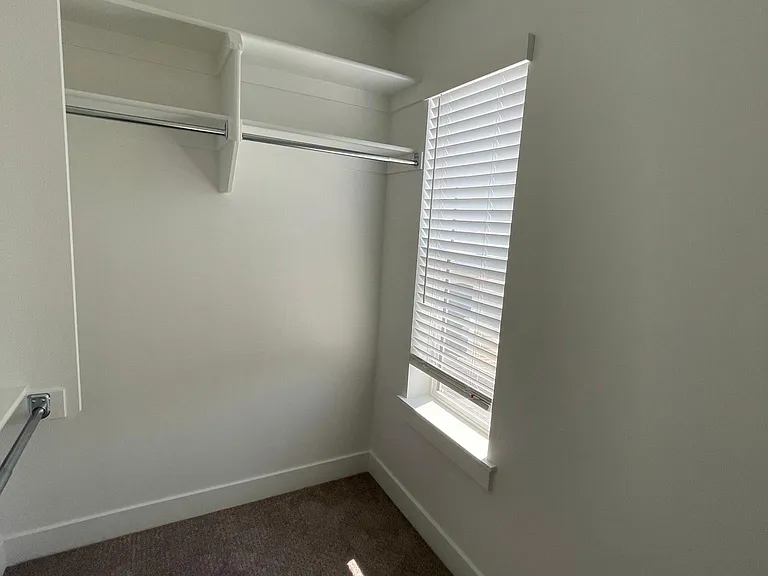 1122 N 1920 W — Photo 28