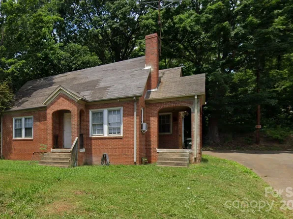 722 7th Ave SW, Hickory, NC 28602