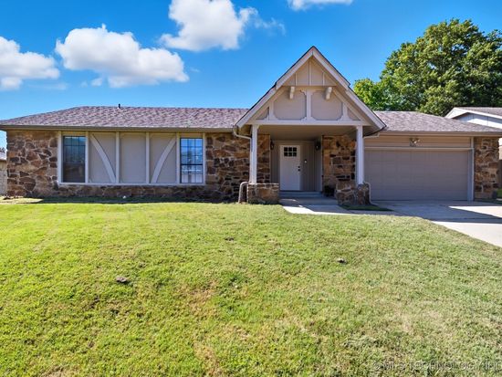 8626 S 65th East Pl, Tulsa, OK 74133