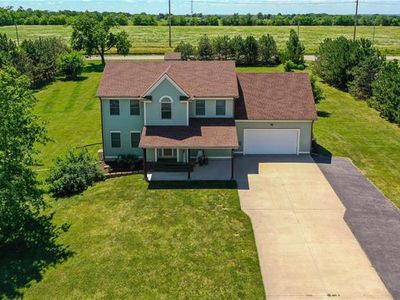 9814 Pin Oak Cir, De Soto, KS, 66018