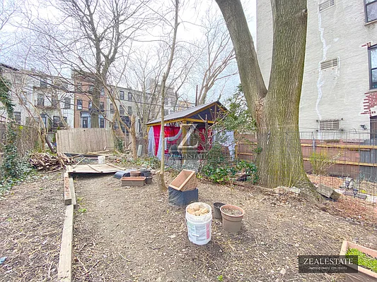 Rented by ZealEstate Group Inc | media 23