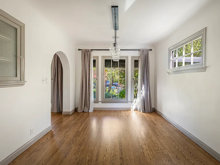 1169 S Sierra Bonita Ave — Photo 19