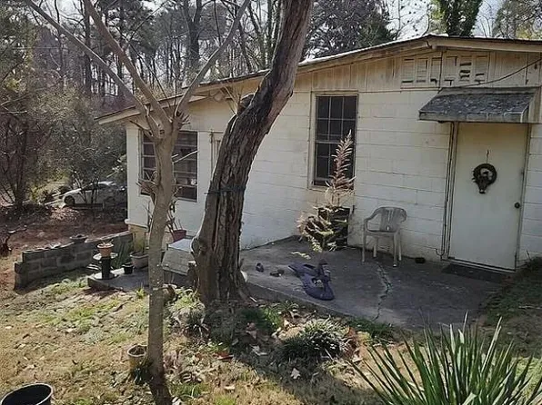 4055 Merritt Dr, Cumming, GA 30041