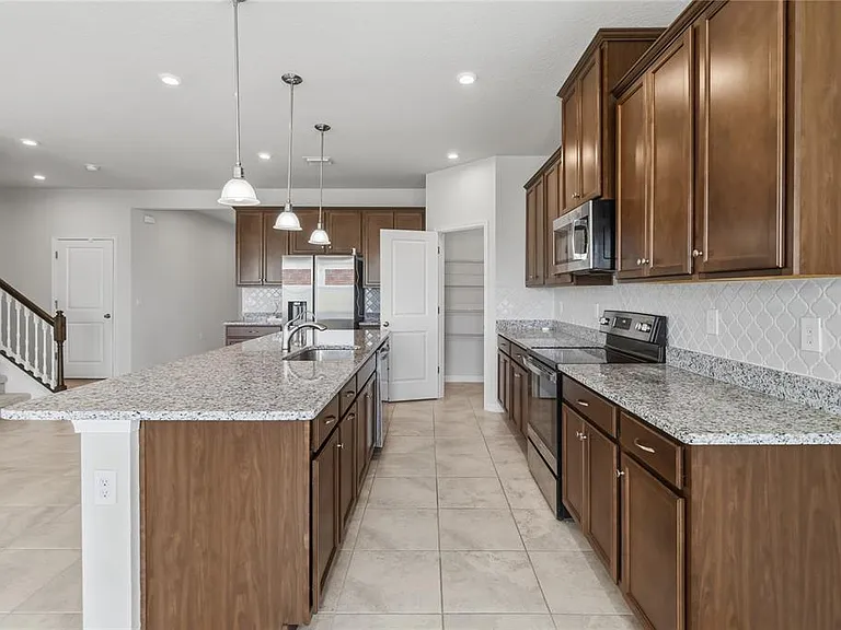 5581 Vigo Loop — Photo 9