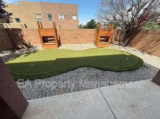927 Tieran Ct NE, Albuquerque, NM 87112