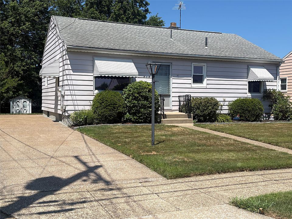 1st image of 918 W 36th St