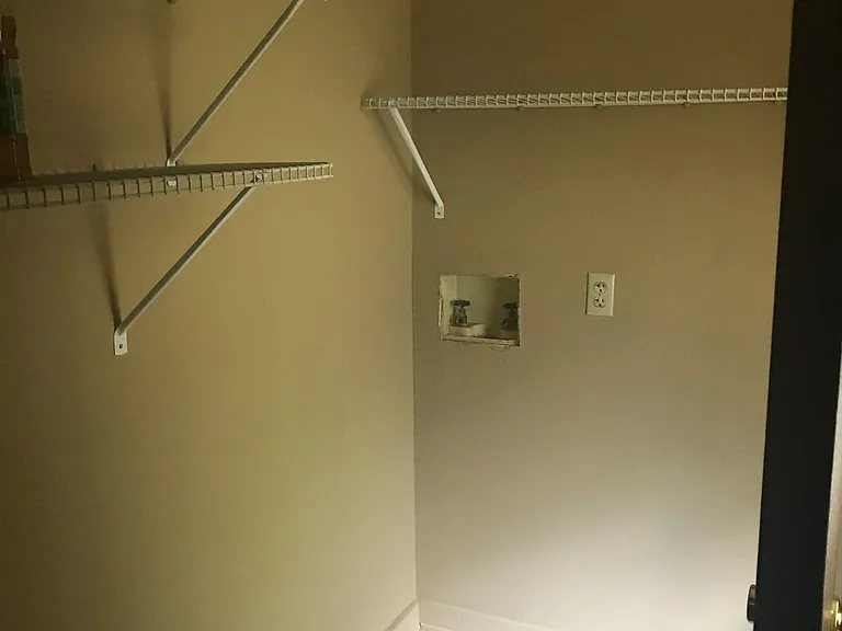 Laundry Room (washer/dryer hookup) with storage
