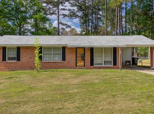 6221 Rockefeller Dr, Columbus, GA 31909