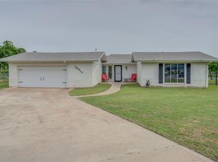 10517 Ski Dr, Oklahoma City, OK 73162