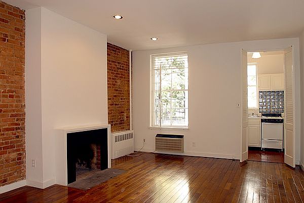 1st image of 1566 2nd Ave APT 3R