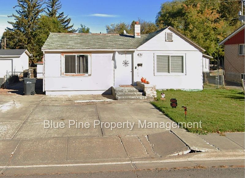 1st image of 631 College St