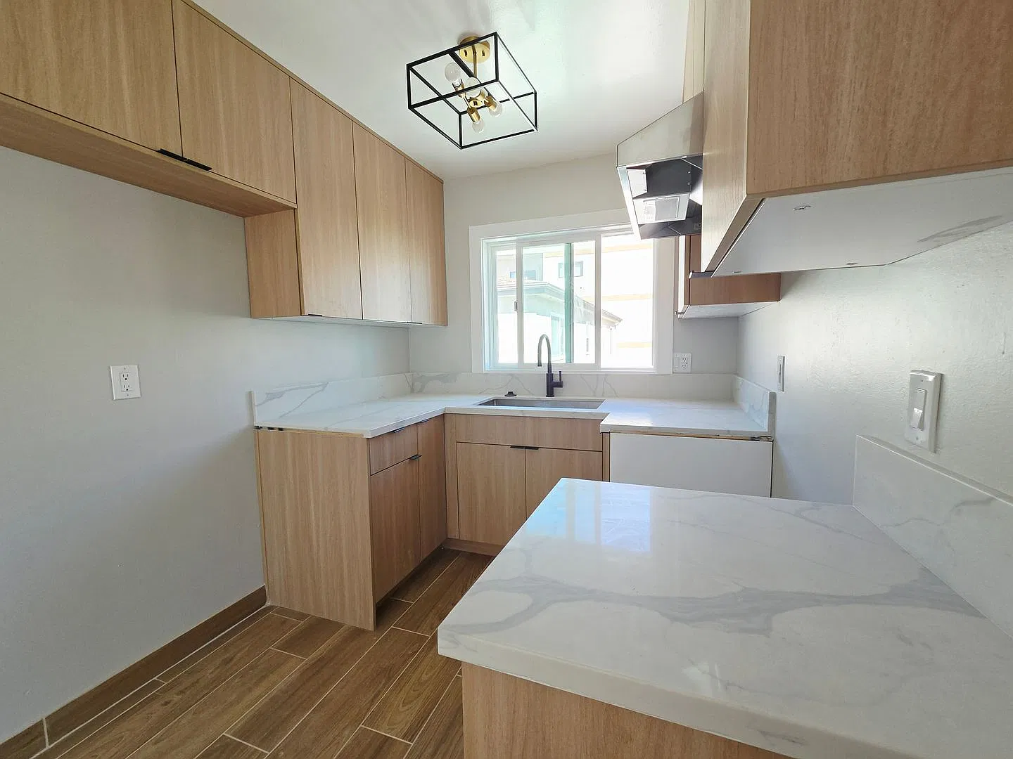 Normandie Terrace Holdings Llc — Photo 4