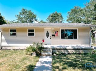 1944 Cottonwood St, Findlay, OH 45840