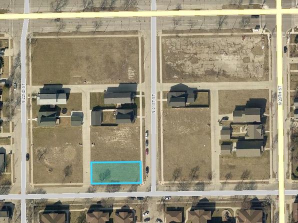 1607 North 21st STREET, Milwaukee, WI 53205