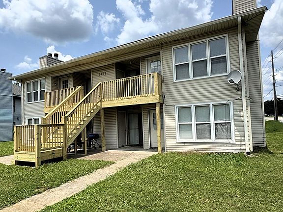 2nd image of 2422 Wynterhall Rd SE #C