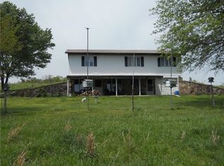 1367 County Road 958, Squires, MO 65755