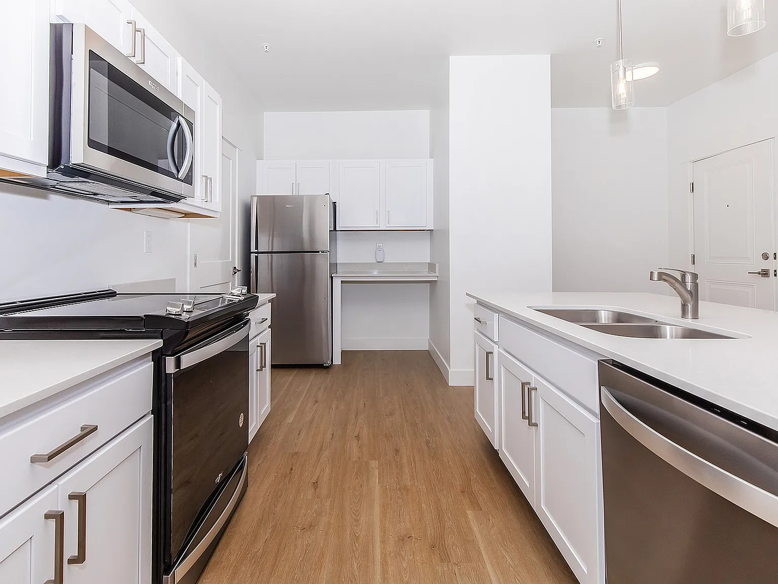 Aspen Residences — Photo 4