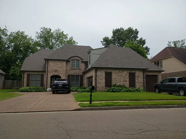 8799 River Pine Dr, Cordova, TN 38016