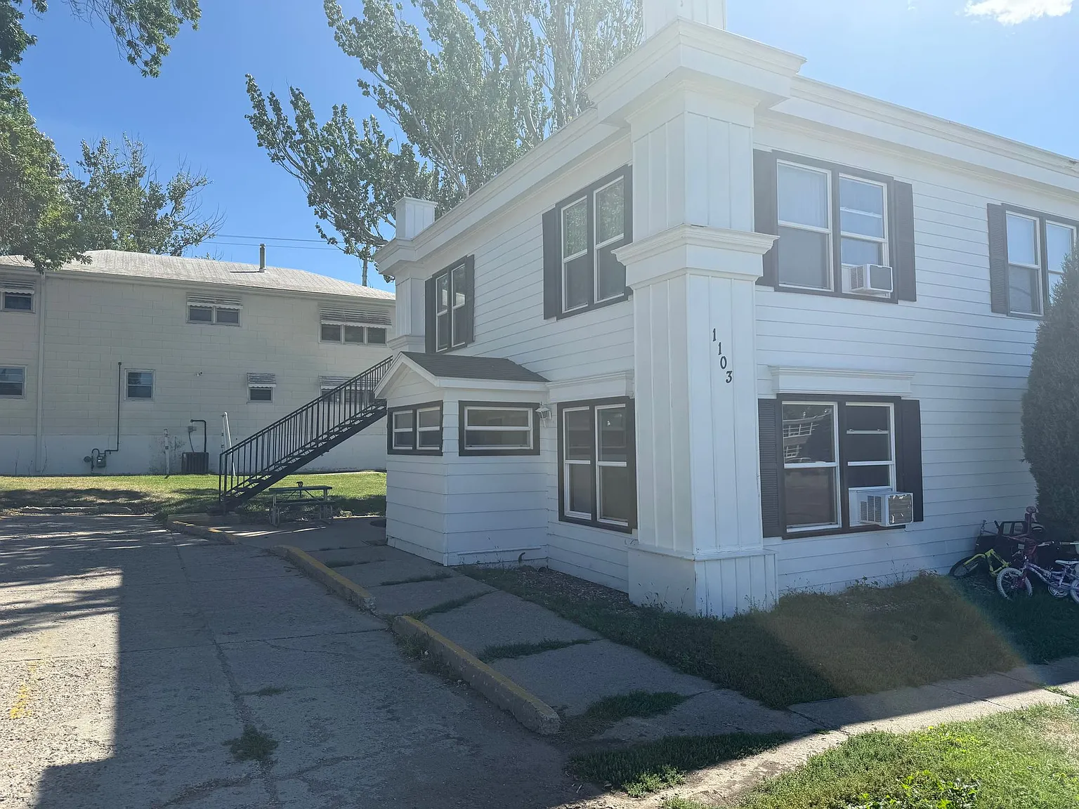 Studio, 1.0 bath, 565 sqft, $815 — Photo 3