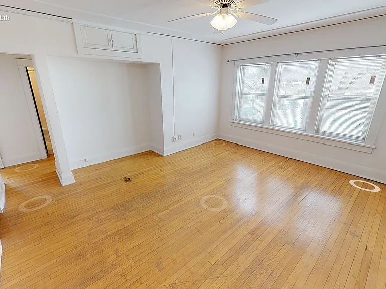 The Riviera Apartments — Photo 1