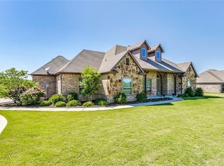 226 Wapiti Dr, Azle, TX 76020