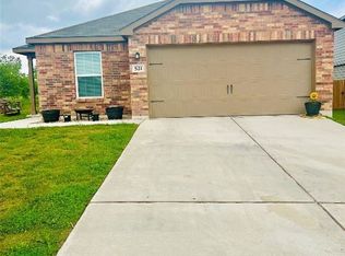 521 Locksley Cv, Jarrell, TX 76537