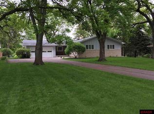 1121 Summit Ave, New Ulm, MN 56073