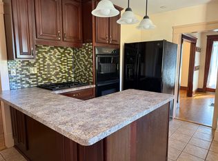 28 Galpin St #1, Naugatuck, CT 06770