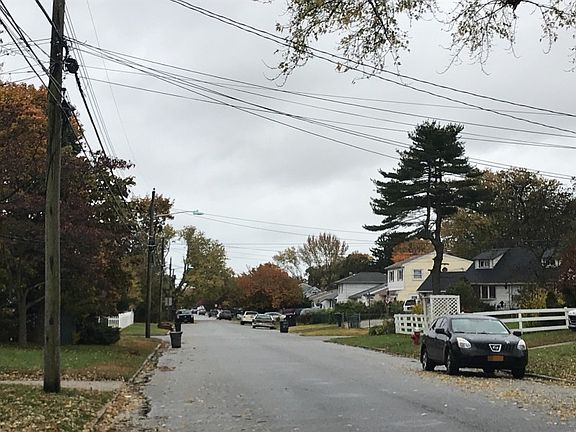 5th image of 113 Westwood Dr