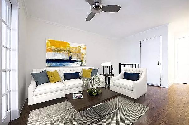 2nd image of 322 W 14th St APT 1b