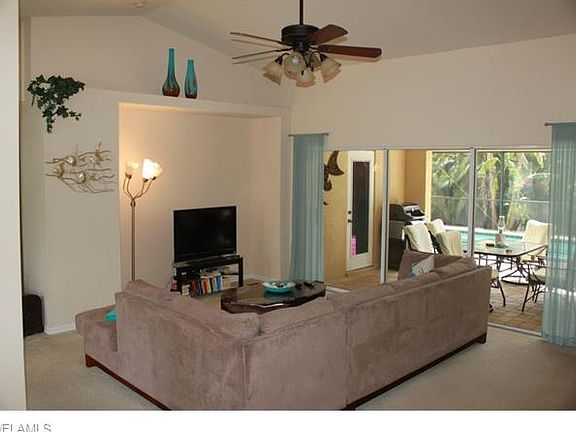 3rd image of 3009 SW 2nd Pl