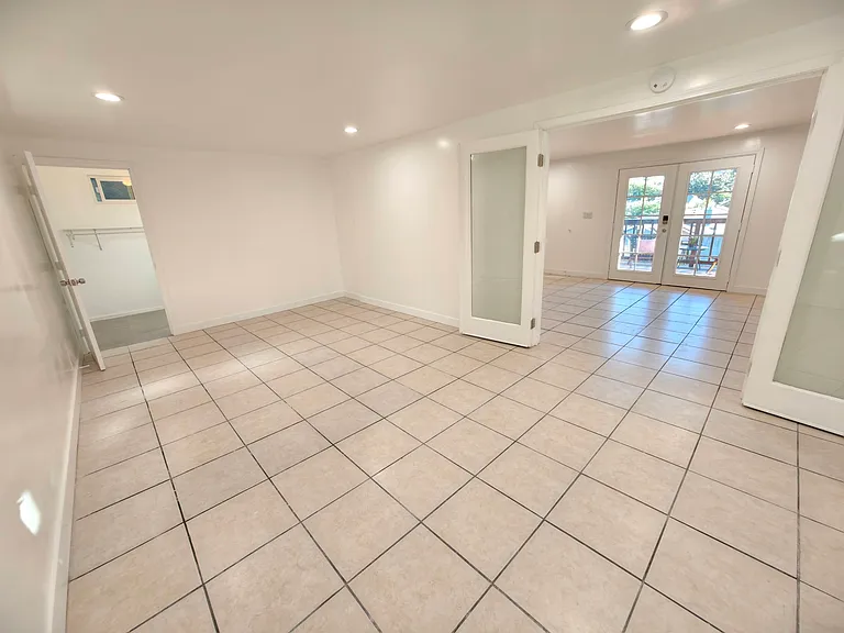 4620 Zane St — Photo 36
