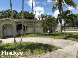 2370 NW 181st Ter, Miami Gardens, FL 33056