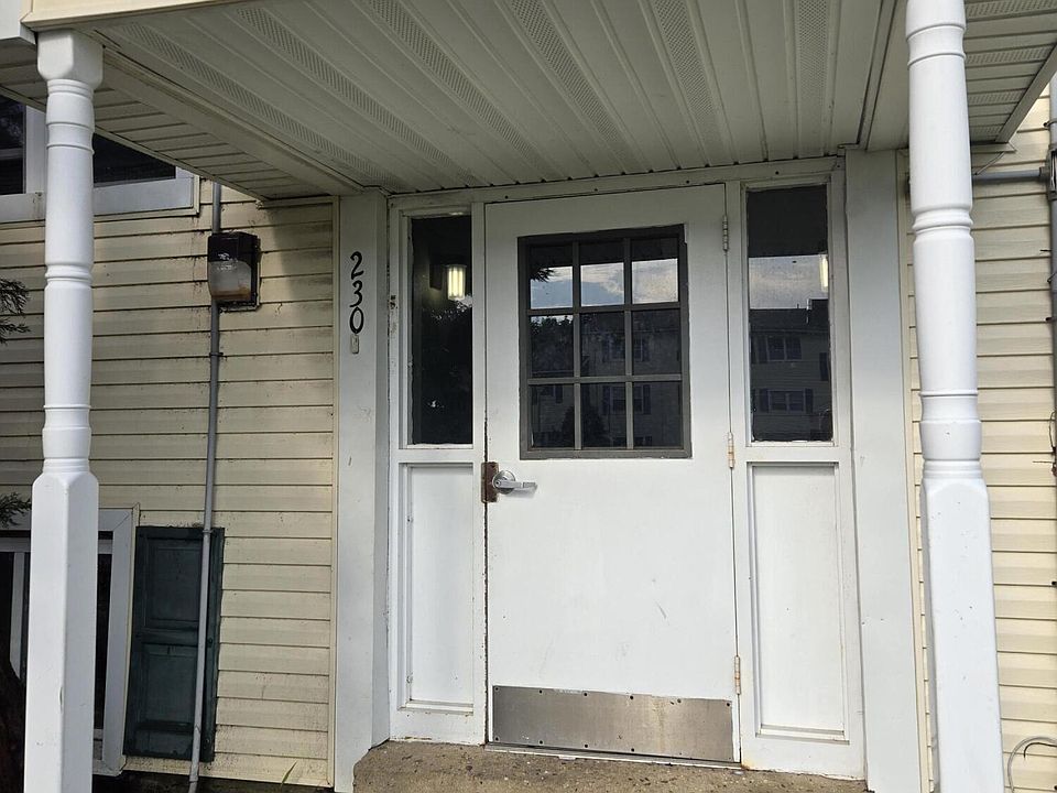 2nd image of 230 Sawmill Road #426