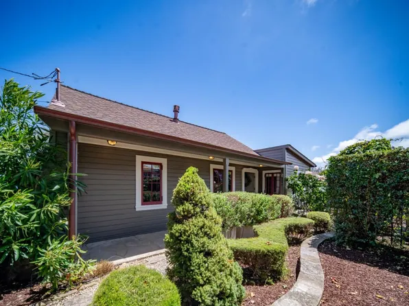 515 Dickman Ave, Monterey, CA 93940
