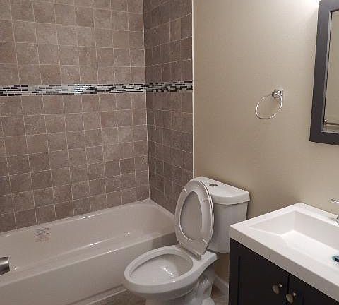 5th image of 2902 Frankford Ave #2R