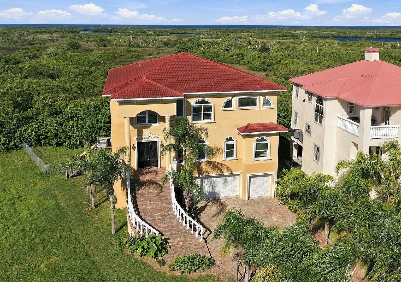 Luxury 4BD/5BTH Custom Home with Panoramic Gulf Views! — Photo 3