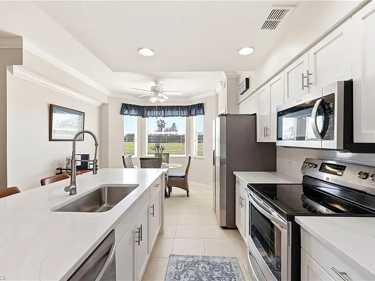 2700 Cypress Trace Cir #3112 — Photo 10