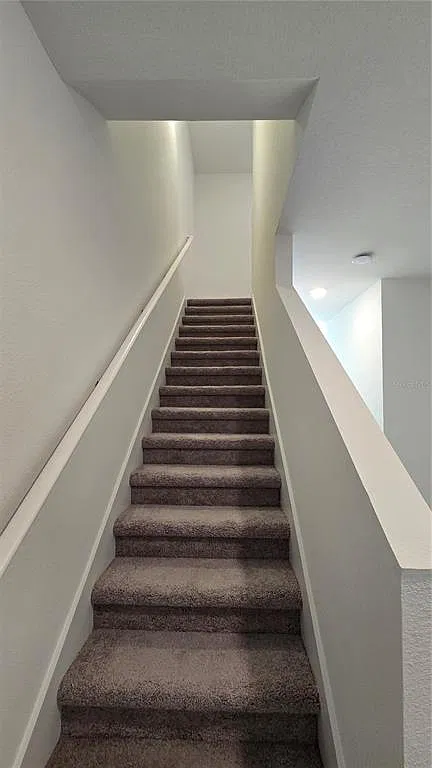 3 bed, 2.5 bath, 1480 sqft, $1,850 — Photo 2