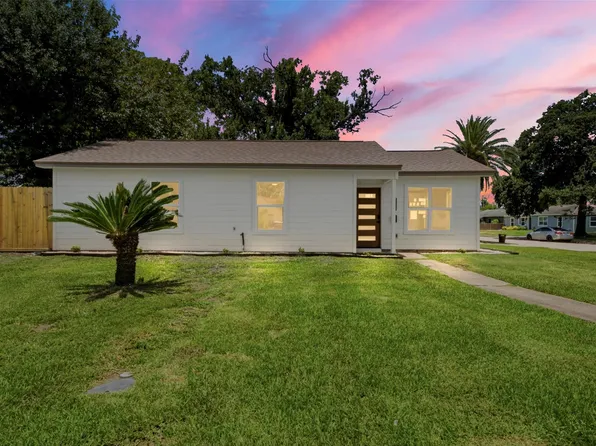102 Tilden Dr, Pasadena, TX 77506
