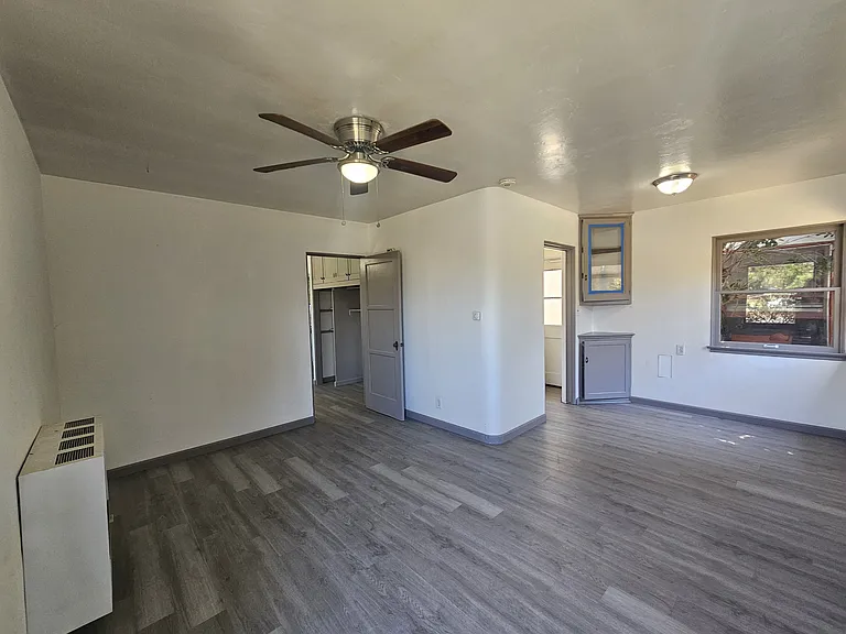 4033 Park Blvd — Photo 4