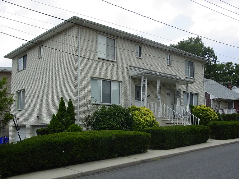 440 Brinkerhoff Ave #A — Photo 1