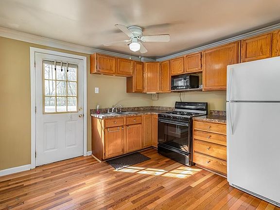 5th image of 405 W Beechdale St