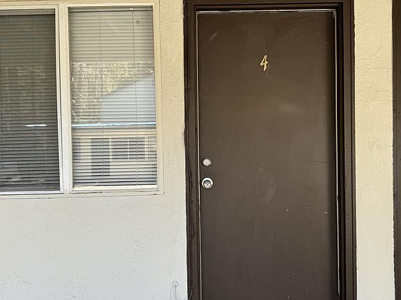 2nd image of 1032 Glenwood Way #4